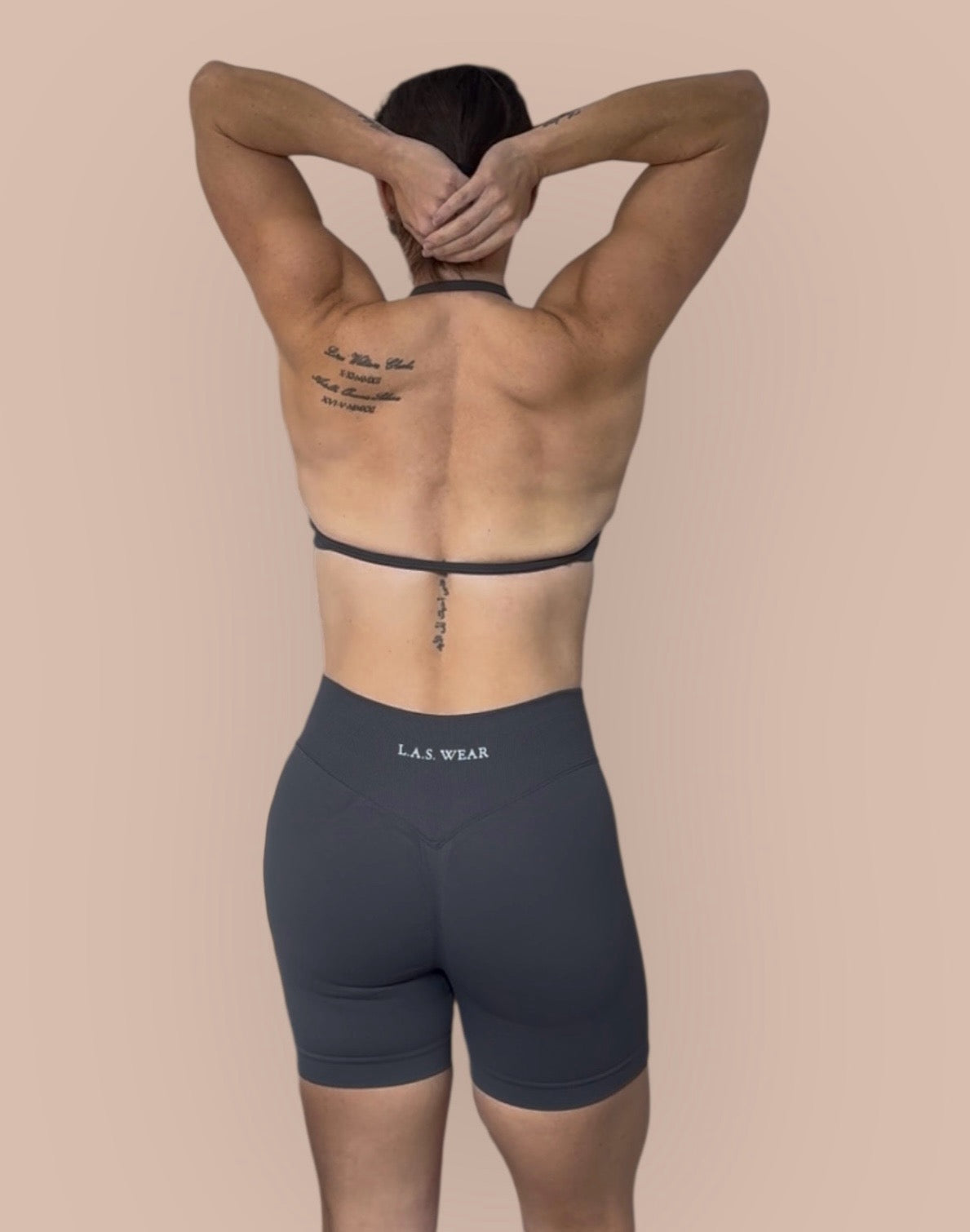 Halter sports top